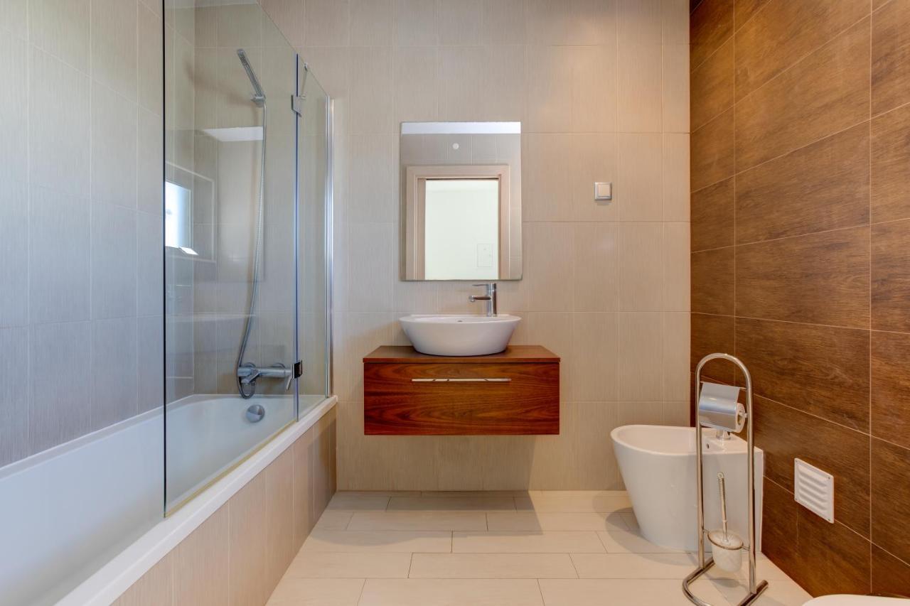 One Bedroom Apartment In Albur Village 1A 알보르 외부 사진
